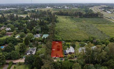 Terreno a la venta en hosteria sur calle el benteveo