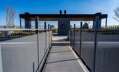 Departamento 2 ambientes en venta en lujan centro con balcón y cochera Av. humberto primo