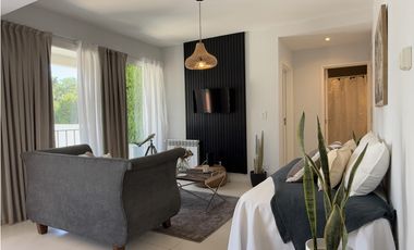 Departamento 2 ambientes en venta en lujan centro con balcón y cochera Av. humberto primo