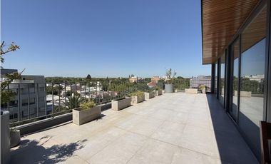 Departamento 2 ambientes en venta en lujan centro con balcón y cochera Av. humberto primo