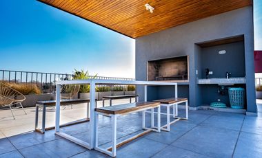 Departamento 2 ambientes en venta en lujan centro con balcón y cochera Av. humberto primo