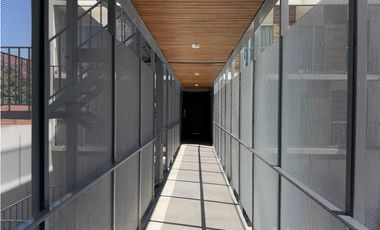 Departamento 2 ambientes en venta en lujan centro con balcón y cochera Av. humberto primo