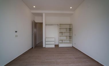 Departamento 3 ambientes planta baja con galeria y parrillla