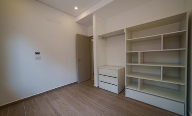 Departamento 3 ambientes planta baja con galeria y parrillla