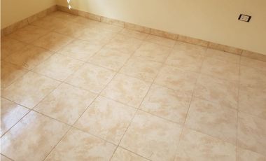 Casa a la venta en lujan barrio juan XXIII