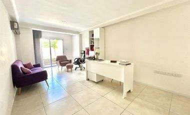 Departamento  monoambiente en venta en planta baja lujan centro