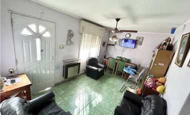 casa a la venta en lujan calle libertad esquina la paz