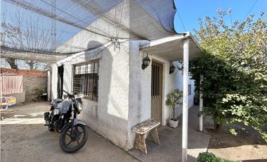 casa a la venta en lujan calle libertad esquina la paz
