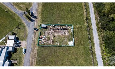 Casa a la venta en Barrio cerrado Los Juncos lote Q7