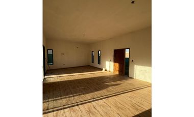 Casa a la venta en Barrio cerrado Los Juncos lote Q7