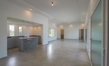 casa a estrenar en venta en club de campo Harás san pablo General Rodriguez