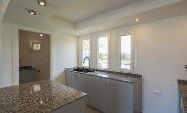 casa a estrenar en venta en club de campo Harás san pablo General Rodriguez