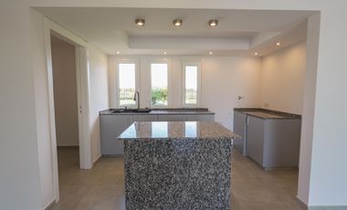 casa a estrenar en venta en club de campo Harás san pablo General Rodriguez