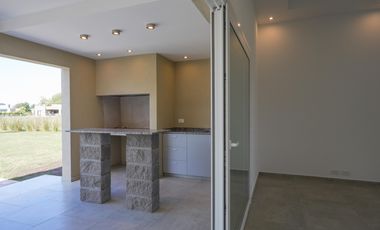 casa a estrenar en venta en club de campo Harás san pablo General Rodriguez