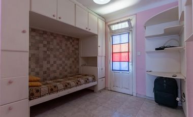 Casa a la venta en lujan centro calle Hipolito Yrigoyen 1182