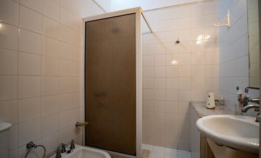 Casa a la venta en lujan centro calle Hipolito Yrigoyen 1182