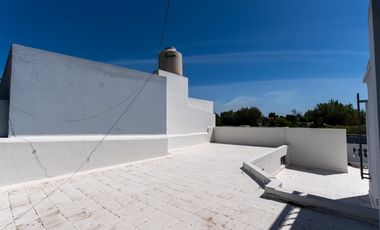 Casa a la venta en lujan centro calle Hipolito Yrigoyen 1182