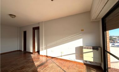 departamento 2 ambientes en venta en lujan centro con terraza Lavalle y mariano moreno