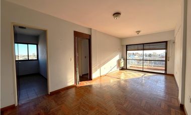 departamento 2 ambientes en venta en lujan centro con terraza Lavalle y mariano moreno