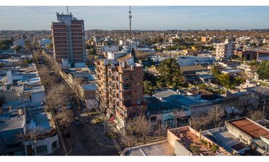 departamento 2 ambientes en venta en lujan centro con terraza Lavalle y mariano moreno