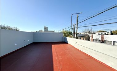 Local a estrenar en venta en lujan centro