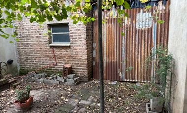 casa de 3 ambientes en venta en lujan