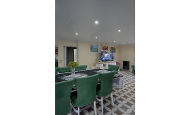 casa en venta en lujan centro calle zitarrosa y av f. beschtedt