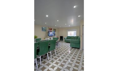 casa en venta en lujan centro calle zitarrosa y av f. beschtedt