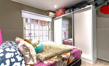 casa en venta en lujan centro calle zitarrosa y av f. beschtedt