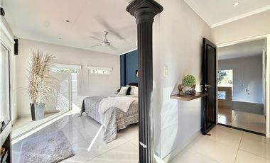 casa en venta en lujan las casuarinas