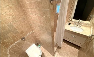 casa en venta en lujan las casuarinas