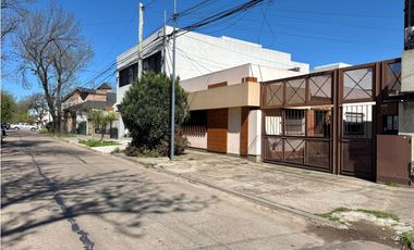 Departamento 3 ambientes en sarmiento 660 centro planta baja