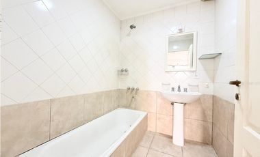 Departamento 3 ambientes en sarmiento 660 centro planta baja