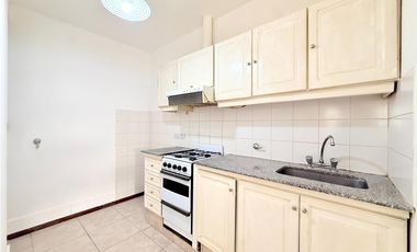 Departamento 3 ambientes en sarmiento 660 centro planta baja