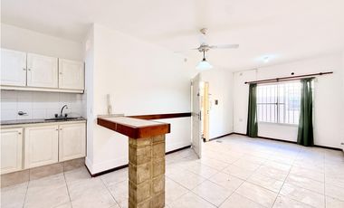 Departamento 3 ambientes en sarmiento 660 centro planta baja