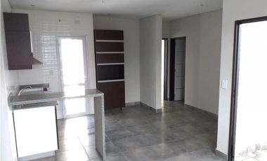 departamento 2 ambientes en venta en lujan centro con balcón sin expensas