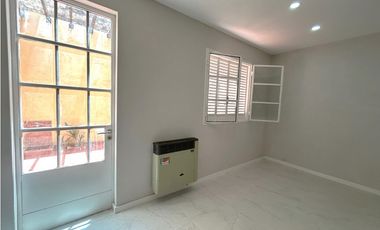 Departamento 4 ambientes en venta en lujan centro planta baja con patio
