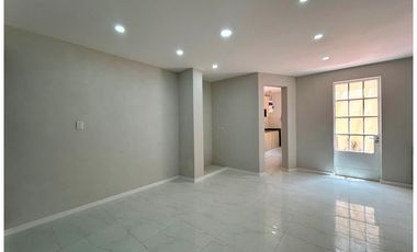 Departamento 4 ambientes en venta en lujan centro planta baja con patio