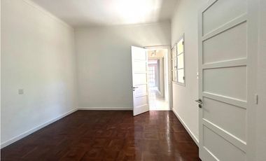 Departamento 4 ambientes en venta en lujan centro planta baja con patio