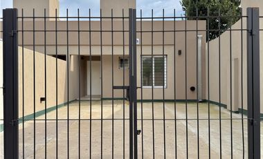 Dúplex  3 ambientes en venta en lujan