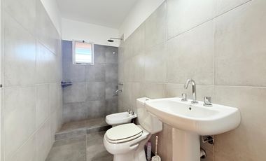 Dúplex  3 ambientes en venta en lujan