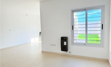 Dúplex  3 ambientes en venta en lujan