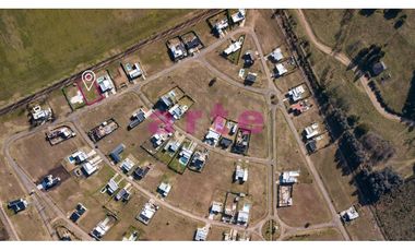 Terreno a la venta en barrio cerrado los juncos A49