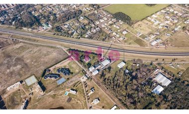 Terreno central en venta en barrio cerrado los juncos C3