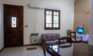 Casa de 3 ambientes en venta en lujan apto credito