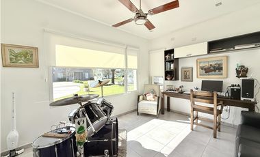 Casa en venta en barrio cerrado lomas de san antonio lujan