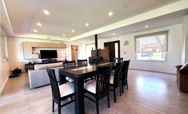 casa en venta de 3 ambientes con pileta y fondo a espacio verde en haras san pablo UF  118