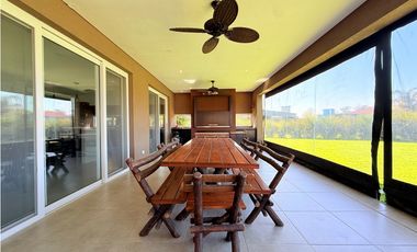 casa en venta de 3 ambientes con pileta y fondo a espacio verde en haras san pablo UF  118