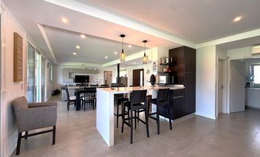 casa en venta de 3 ambientes con pileta y fondo a espacio verde en haras san pablo UF  118