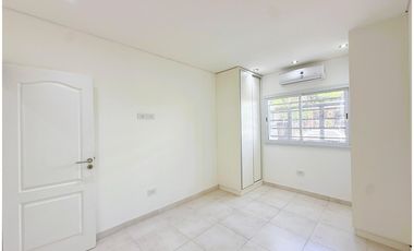 departamento a estrenar 3 ambientes en venta en lujan  planta baja con patio y cochera sin expensas